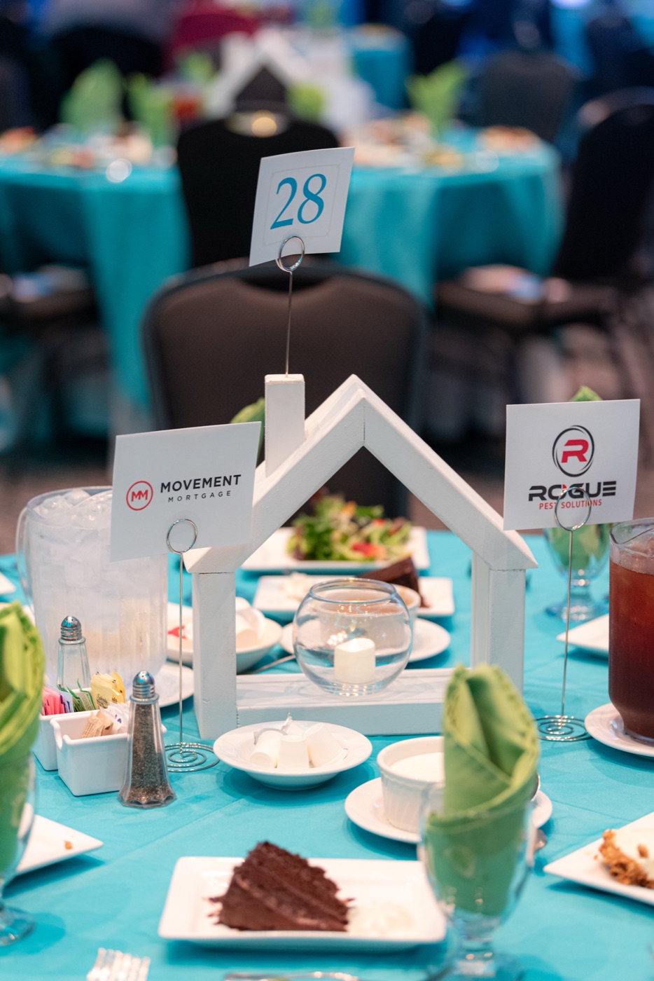 Raise the Roof benefit dinner